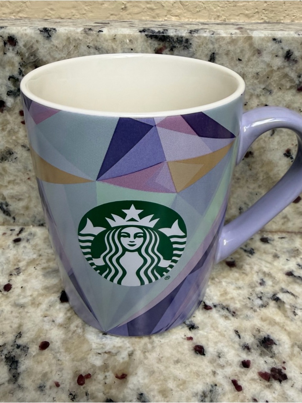 Starbucks 2021 Mermaid Logo
Geometric 10 oz Coffee Mug Lilac Purple Mint Green
